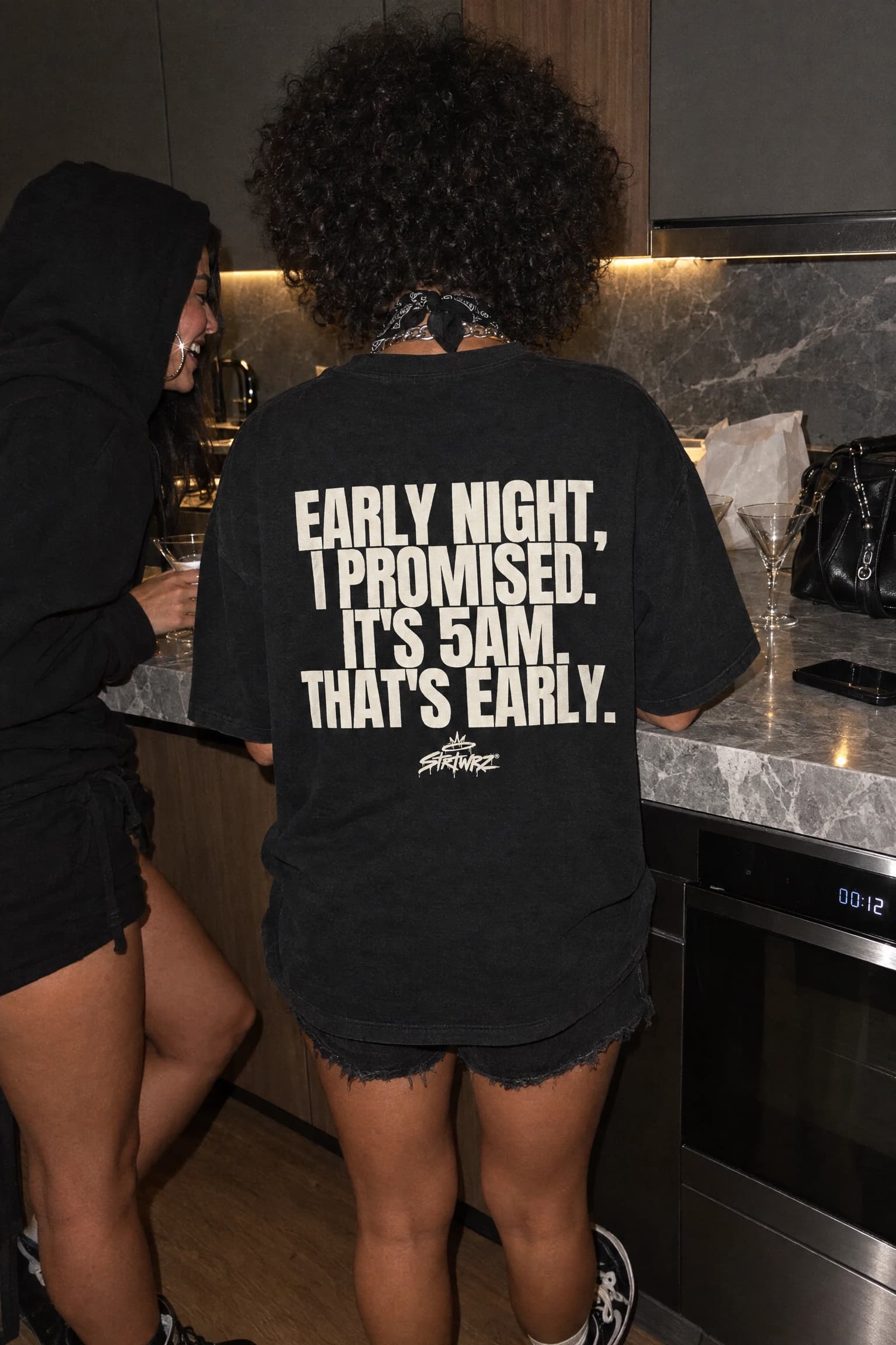That's Early in Black, back print