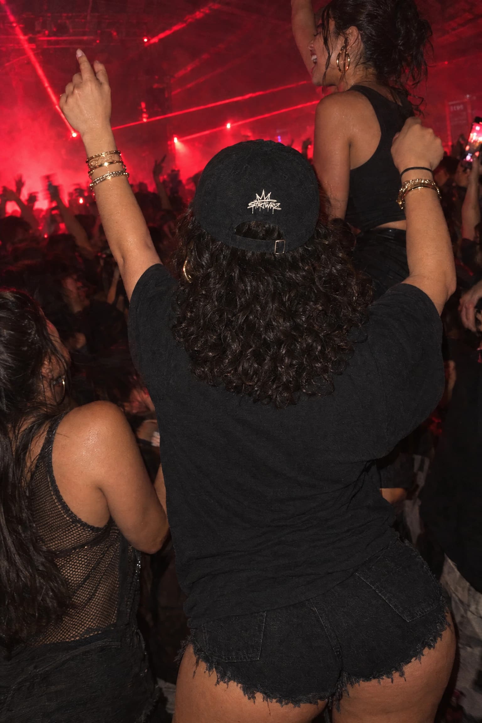 Crown Dad Hat Black, side view